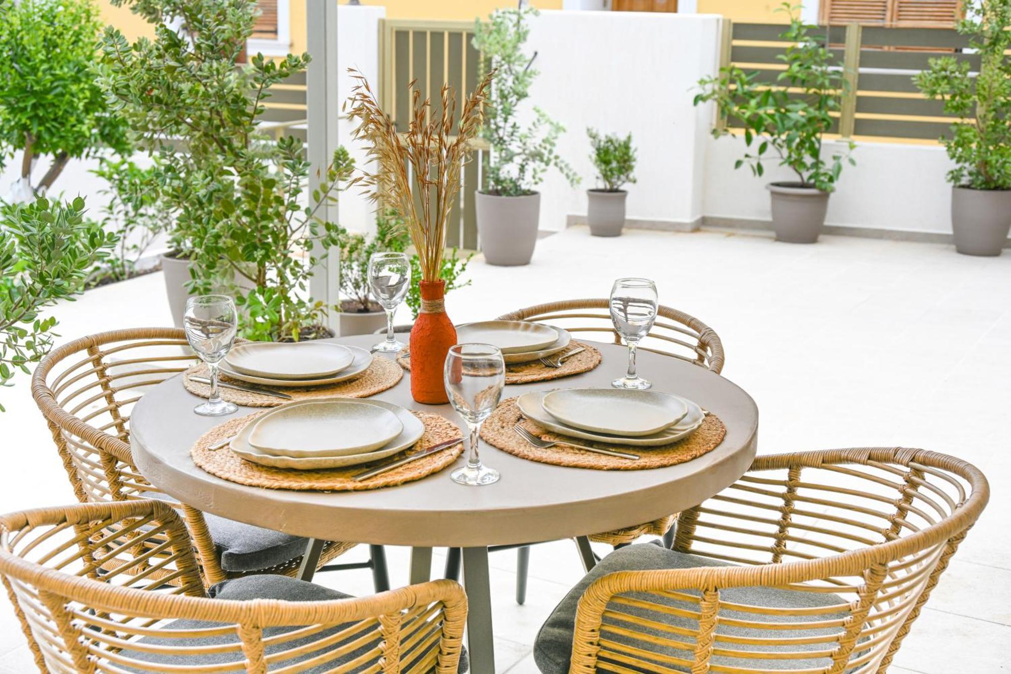 Vivis Hub Aparthotel Argostoli  Exterior photo